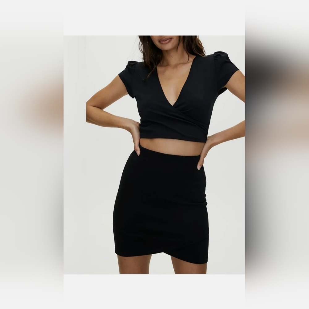 Talula/Aritzia Faux Wrap Mini Skirt